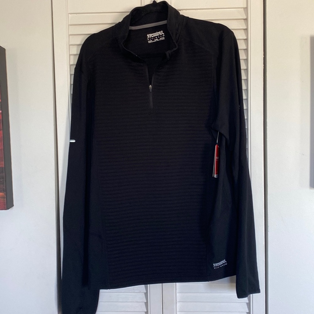 Men’s long sleeve